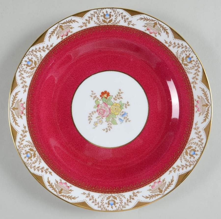 Regent Luncheon Plate by Spode-1