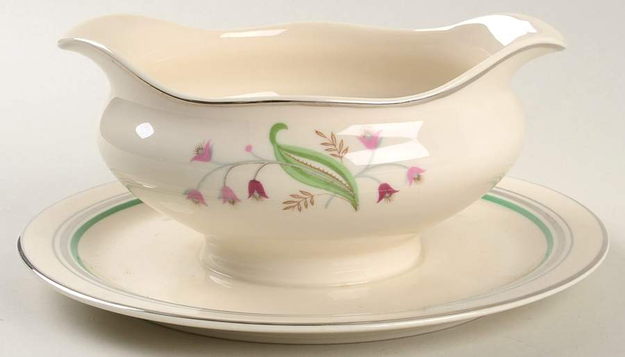 Coralbel (Winchester Shape, Platinum Trim) Gravy Boat with Attached Underplate by Syracuse-1