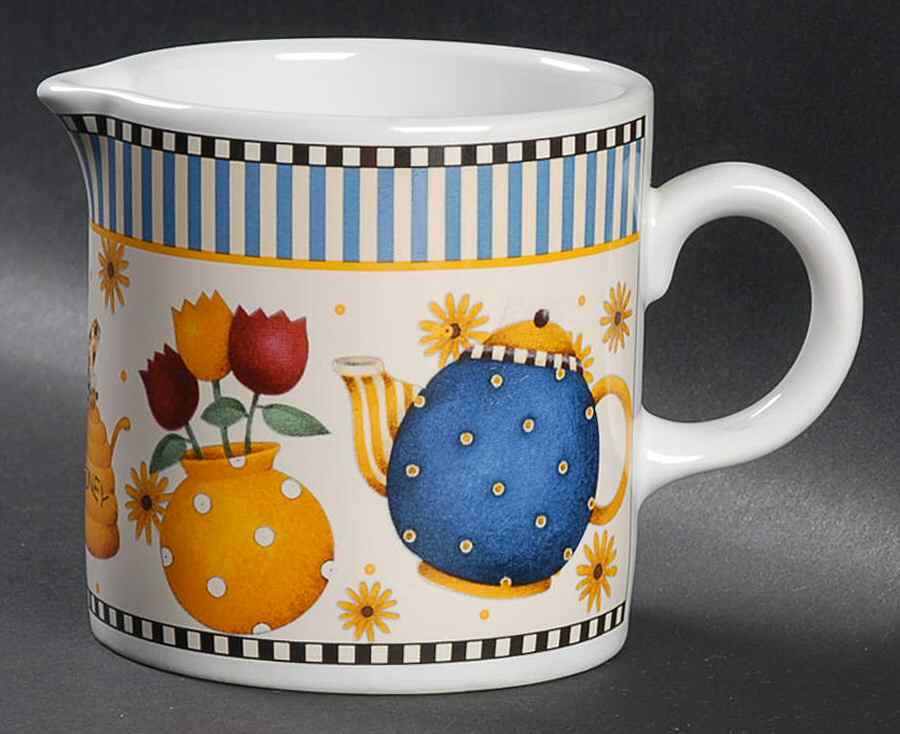 Tea Pots Creamer by Sakura-1