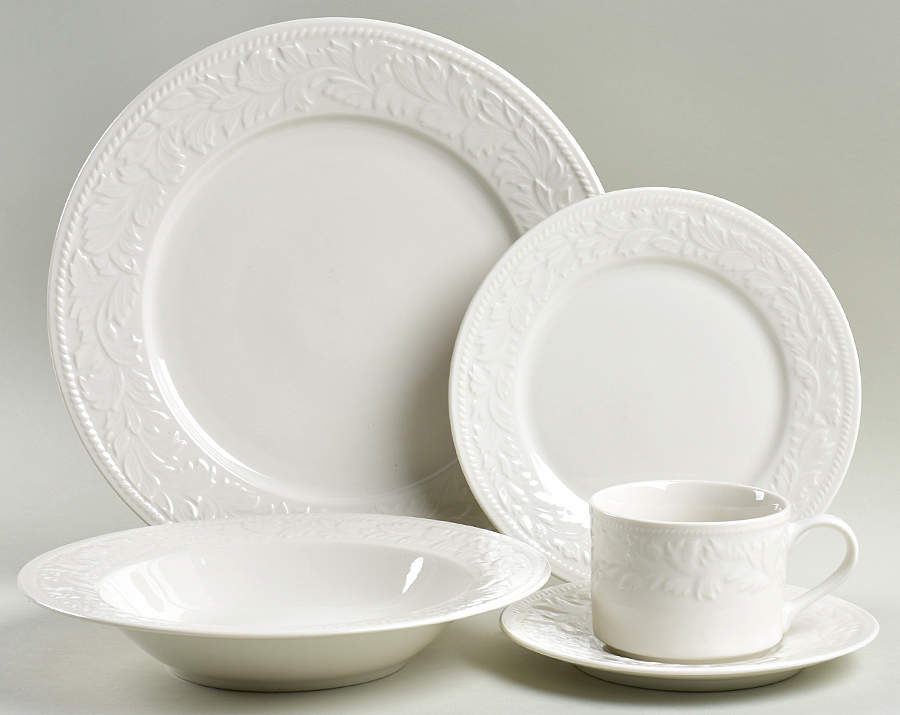 Garland 40 Piece Estate Set by Sango-1