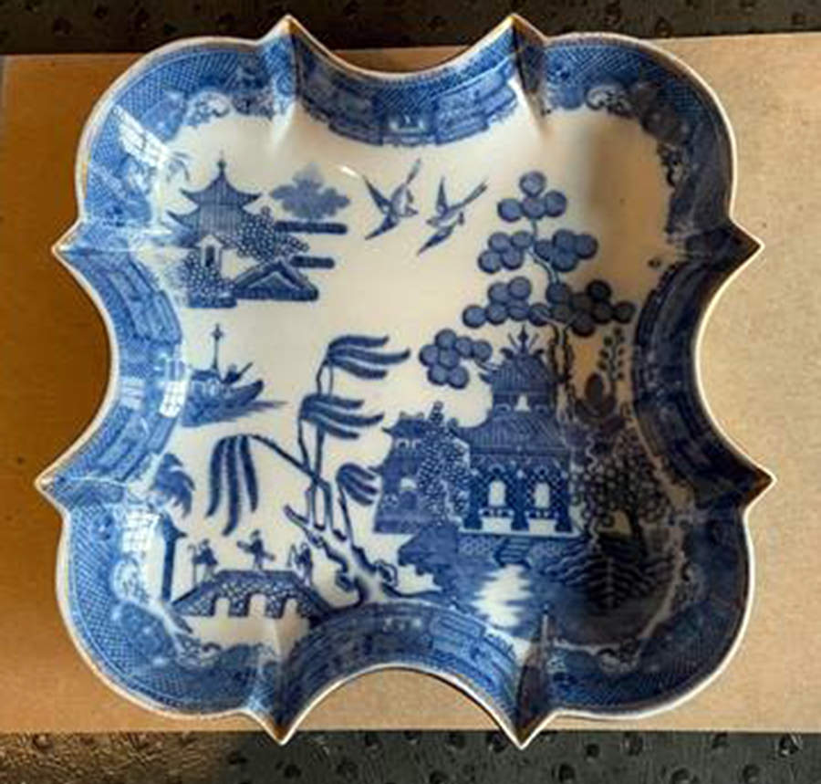 1-6950 7" Devonia Tray by Spode-1