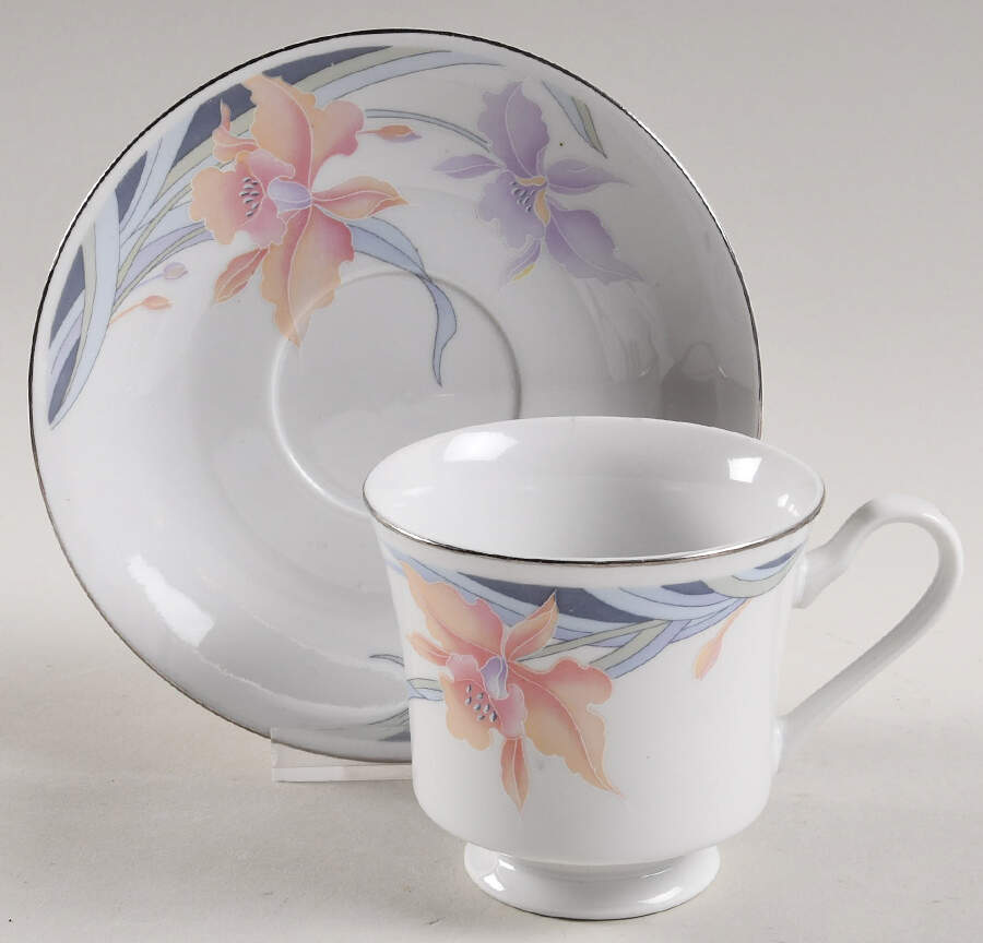 SIV10 Footed Cup & Saucer Set by Silverie-1