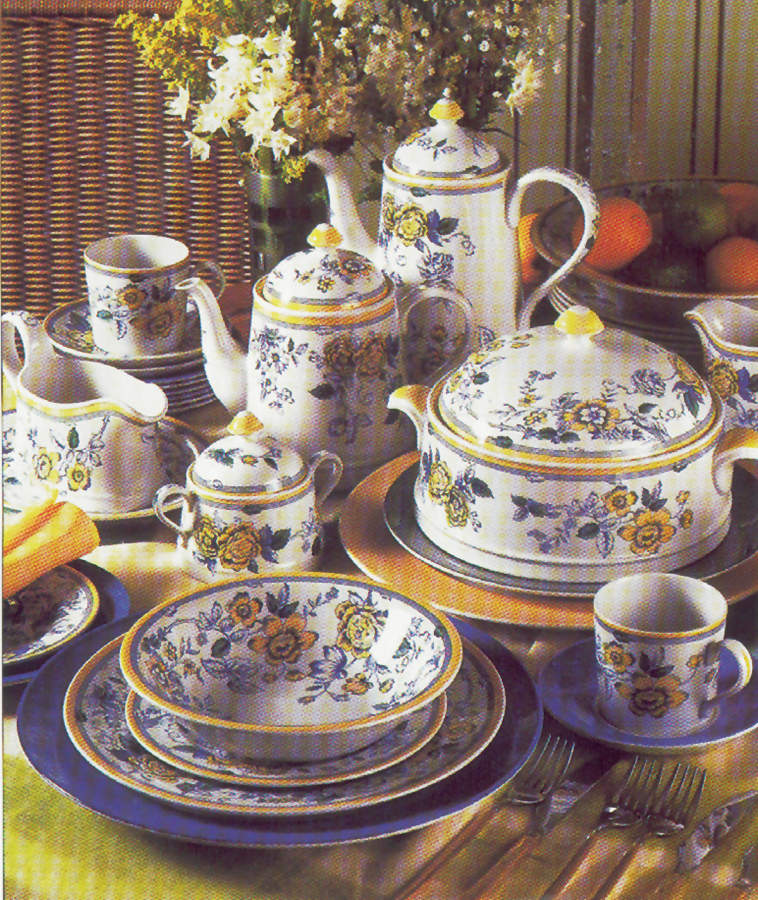 Burlington (Imperialware, Smooth) Teapot & Lid by Spode-1