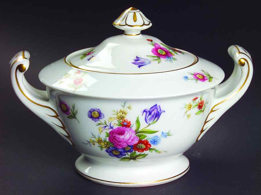 Dresdenia(Occupied Japan) Sugar Bowl & Lid by Sango-1