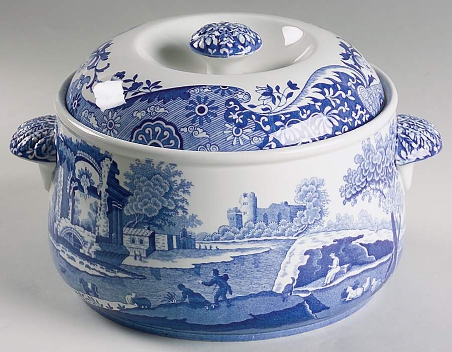 Blue Italian 2.5 Qt Round Covered Casserole by Spode-1