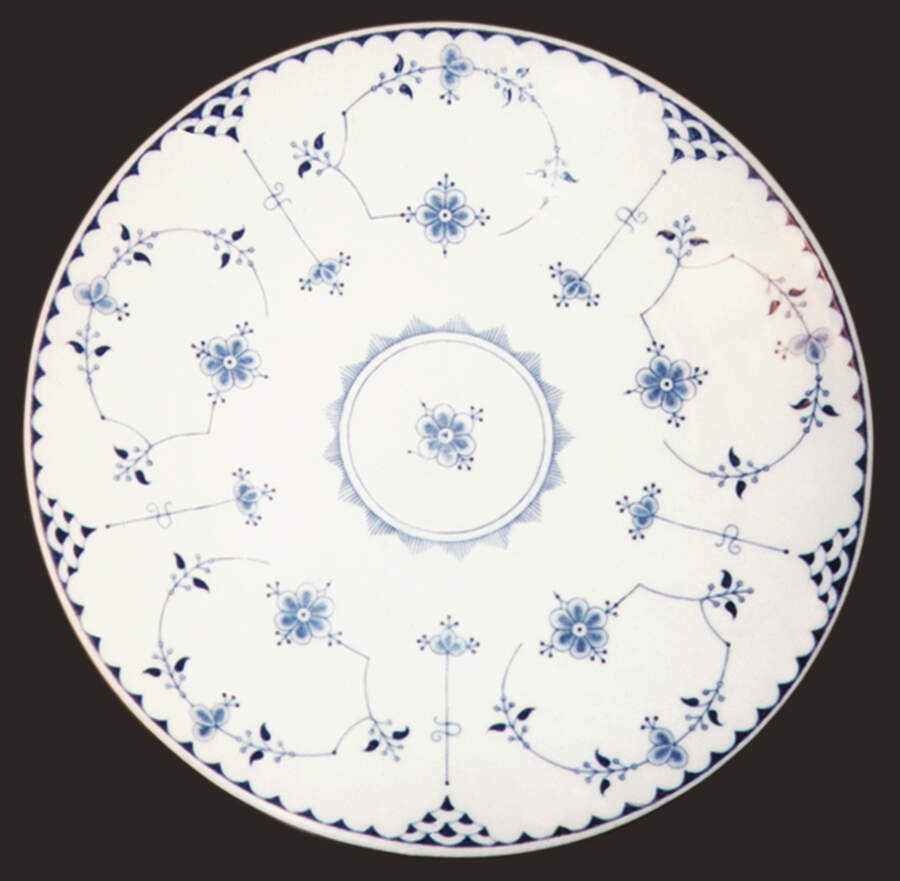 SHO128 Dinner Plate by Shenango-1