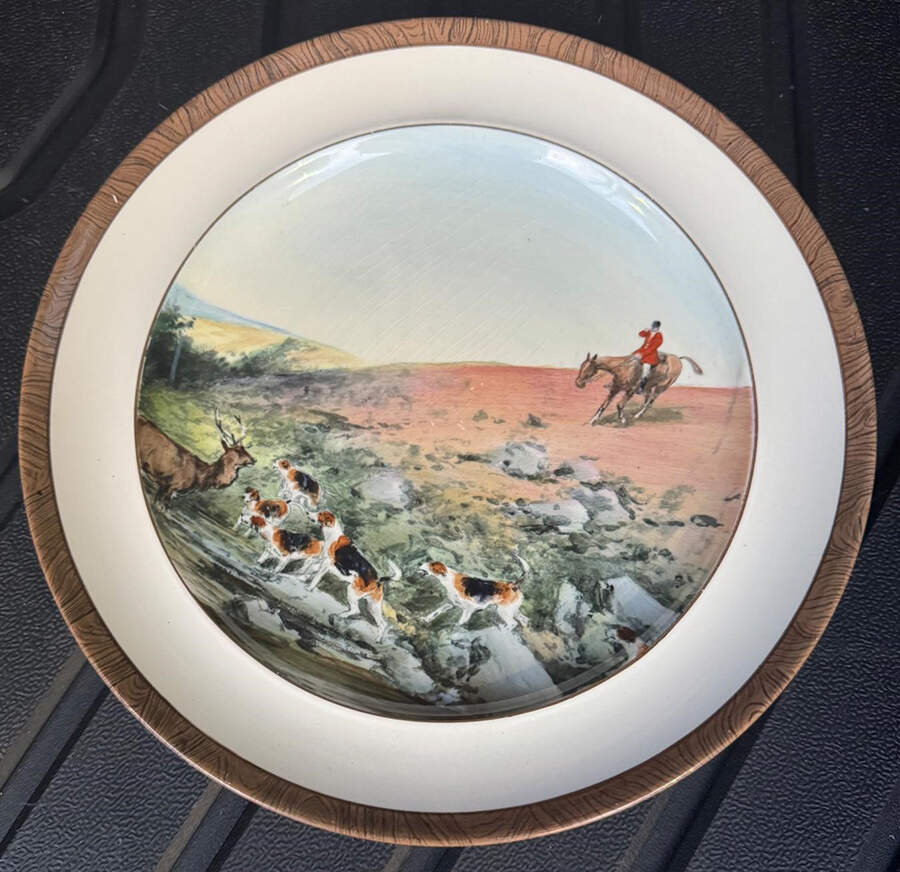 Herring Hunt Luncheon Plate by Spode-1
