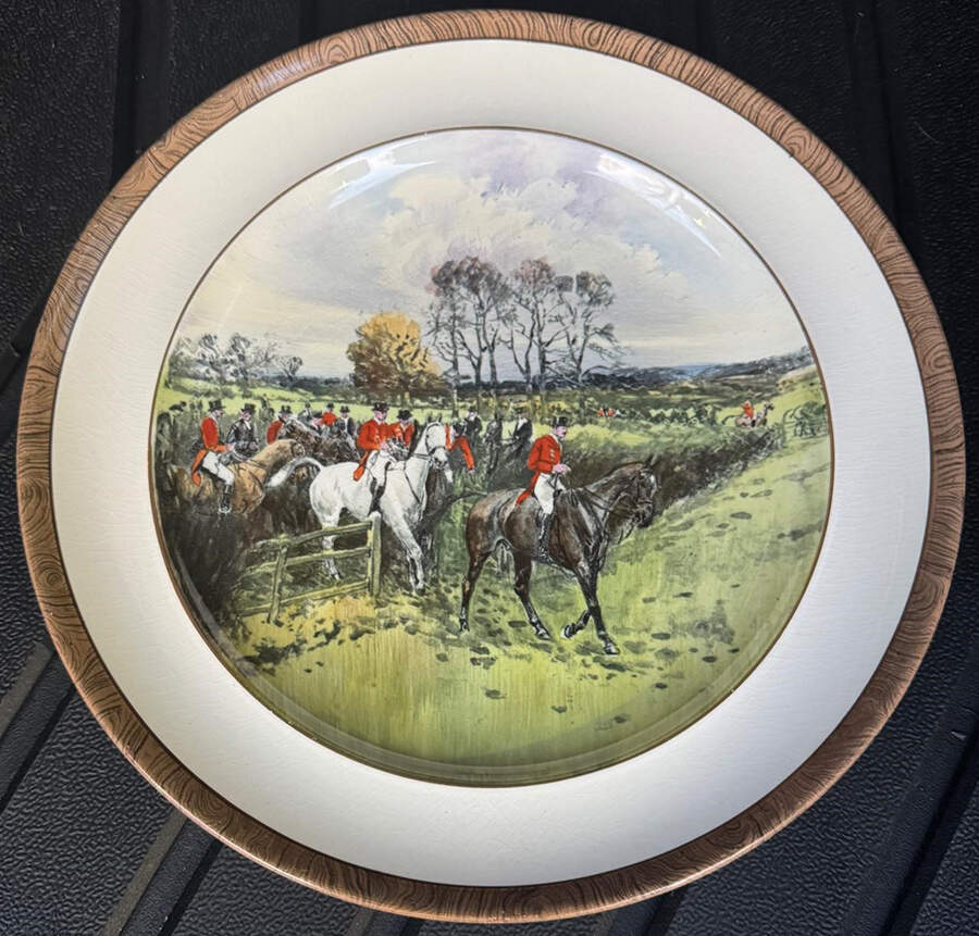 Herring Hunt Luncheon Plate by Spode-1