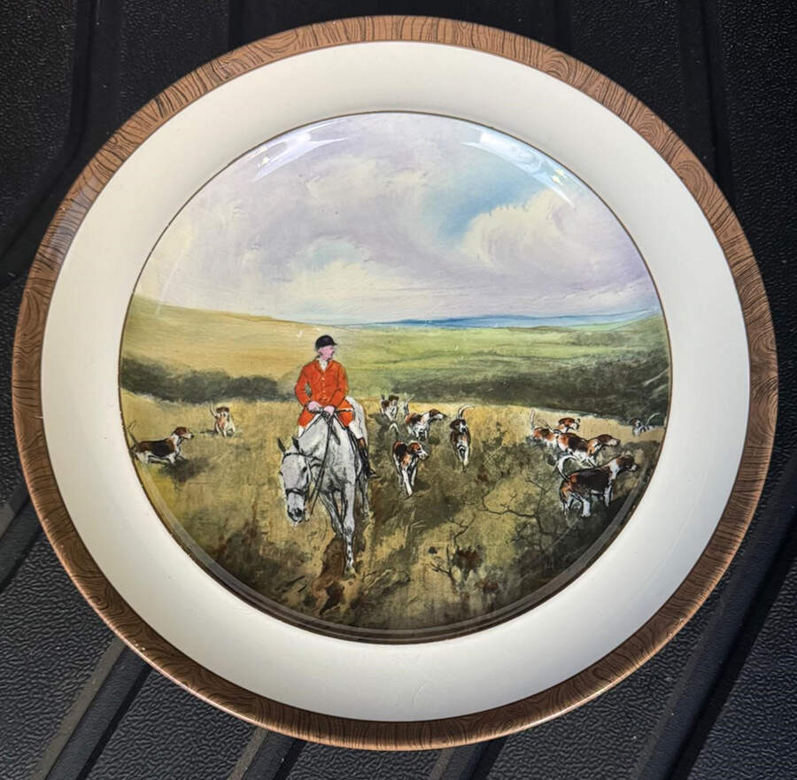 Herring Hunt Luncheon Plate by Spode-1