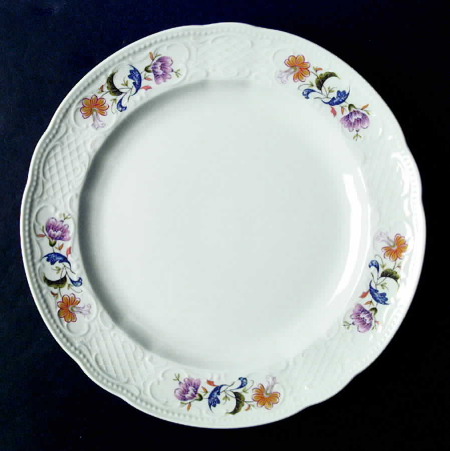 SLT150 Dinner Plate by Seltmann-1