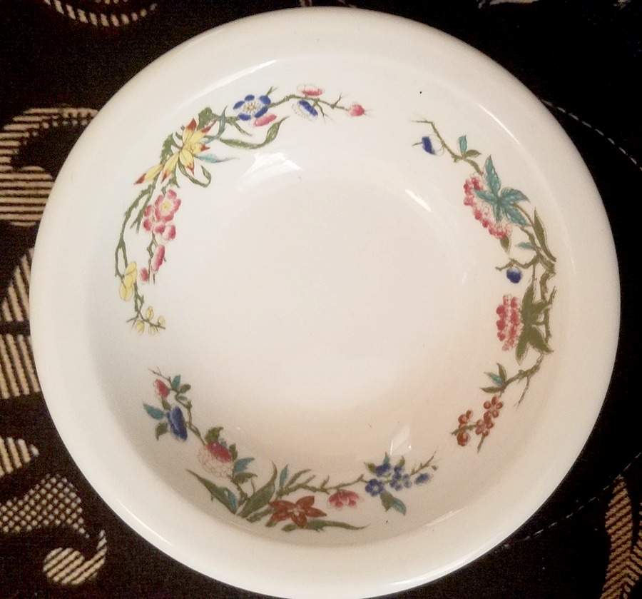 Bombay (Restaurant, Smooth, No Bird) Rim Fruit/Dessert (Sauce) Bowl by Syracuse-1