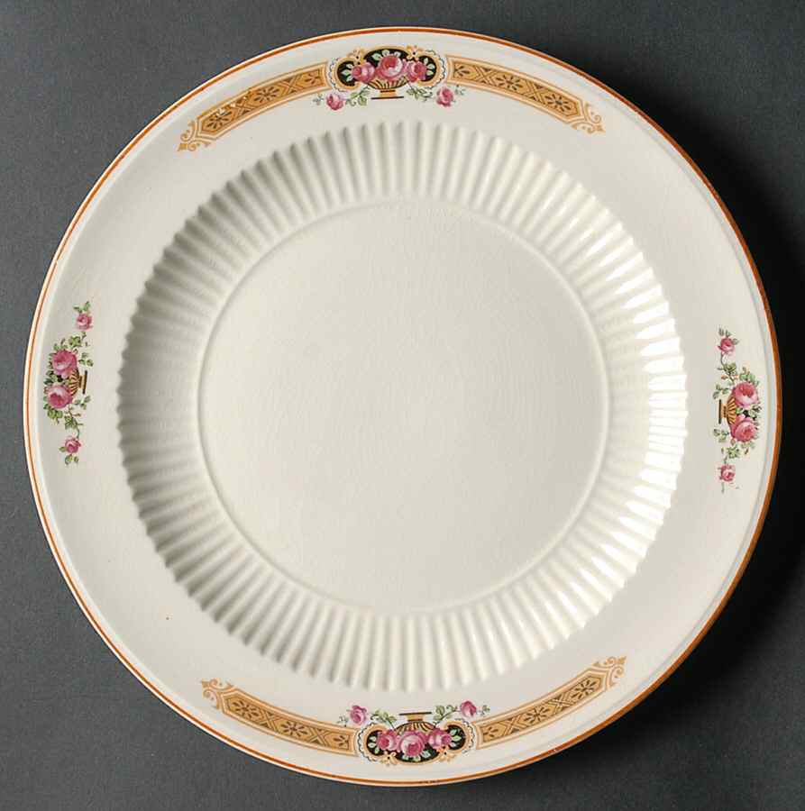 SEB40 Luncheon Plate by Sebring Pottery-1