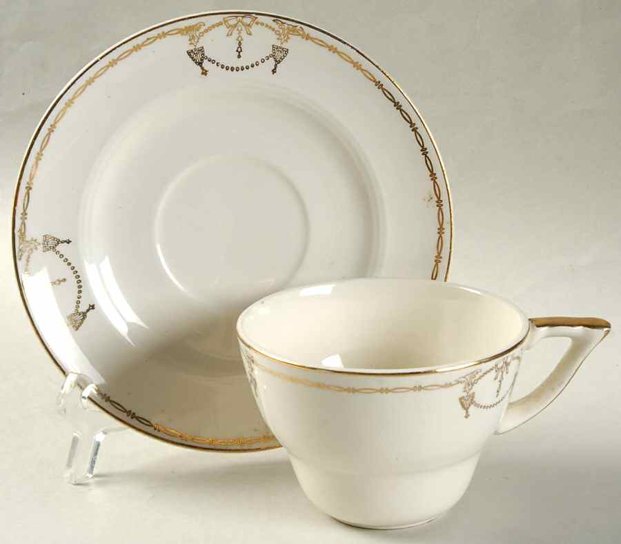 Commodore Flat Cup & Saucer Set by Salem-1