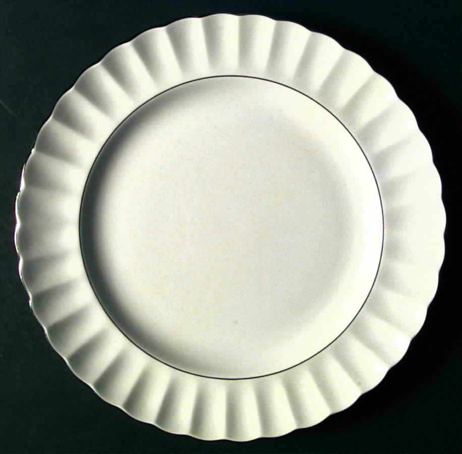 Chelsea Platinum Dinner Plate by Spode-1