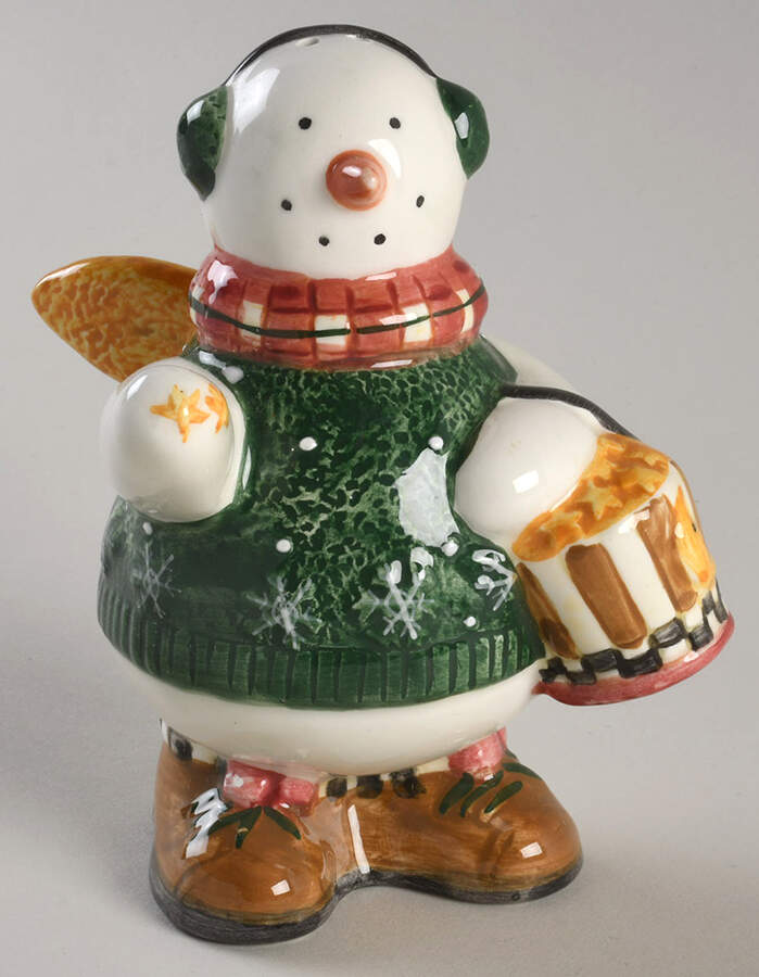 Snow Angel Village Sculpted Pepper Shaker by Sakura-1