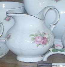 SLT153 Creamer by Seltmann-1