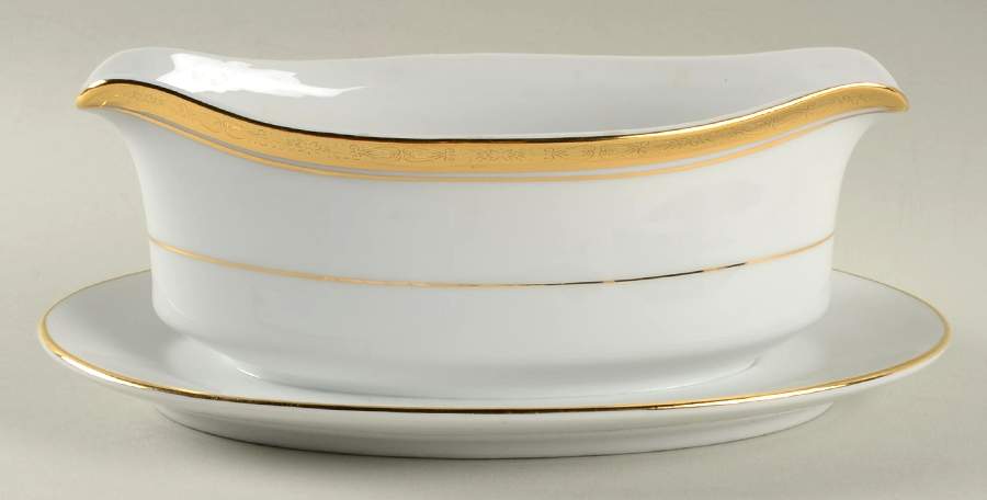 Gold Gravy Boat with Attached Underplate by Seizan-1