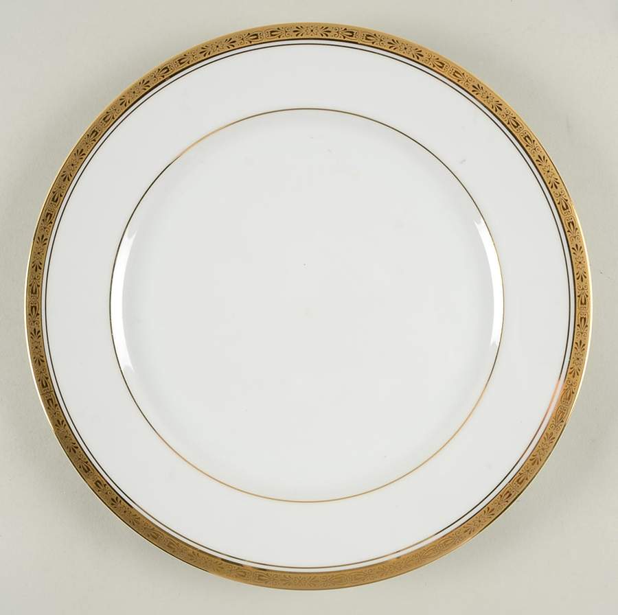 Gold Dinner Plate by Seizan-1