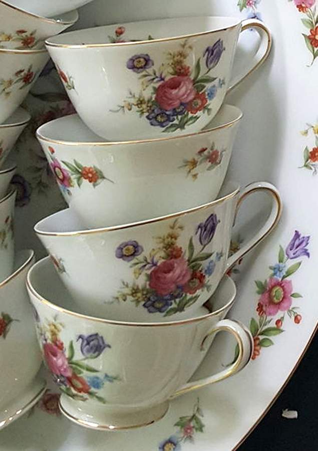 SAN47 Footed Cup by Sango-1