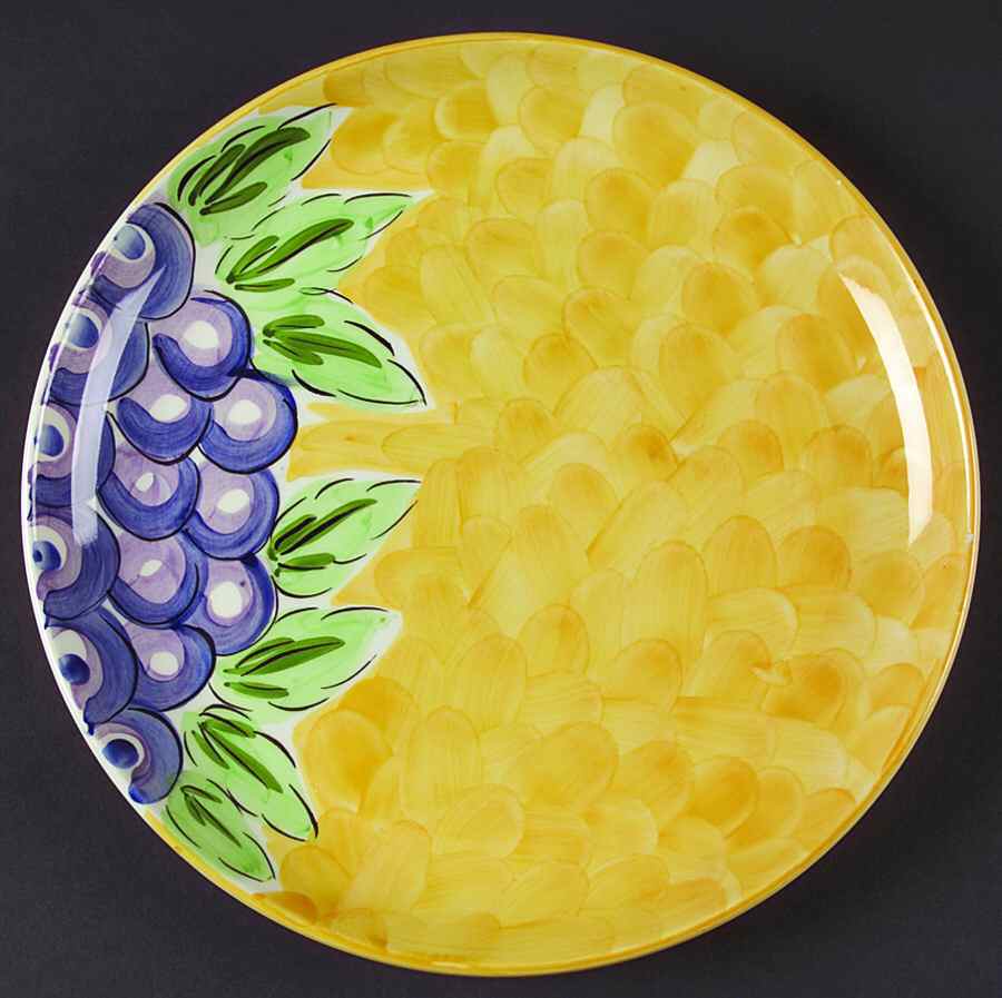 Frulos Grape Dinner Plate by Studio Nova-1
