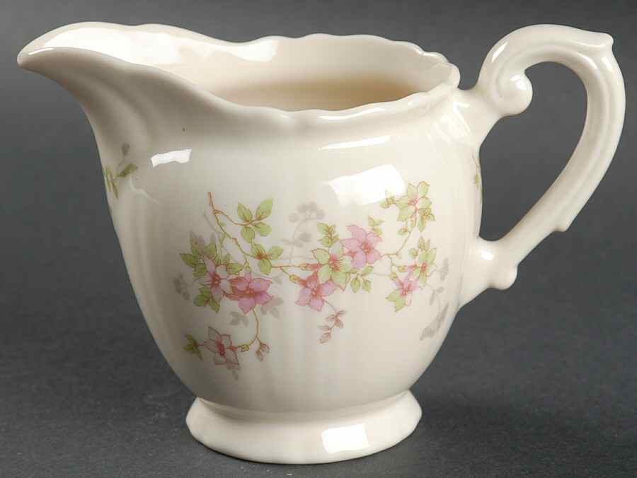Stansbury Creamer by Syracuse-1