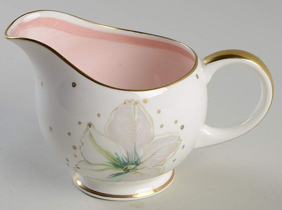 Clematis Creamer by Susie Cooper-1