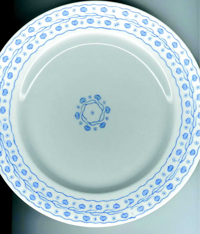 Denmark Dinner Plate by Syracuse-1
