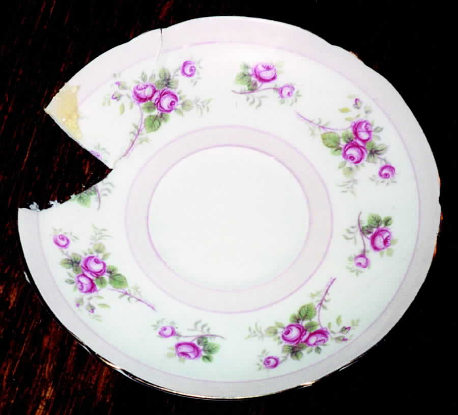 SHE20 Saucer by Shelley-1