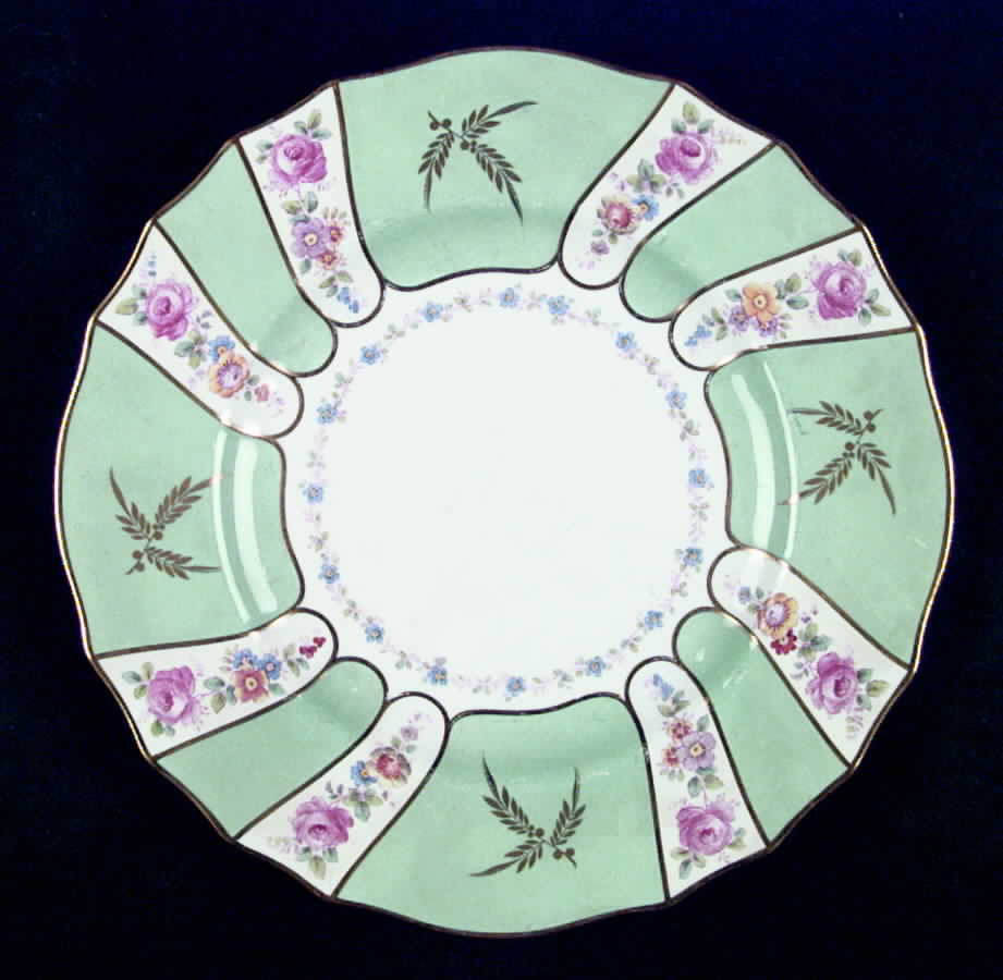 SP186 Dinner Plate by Spode-1