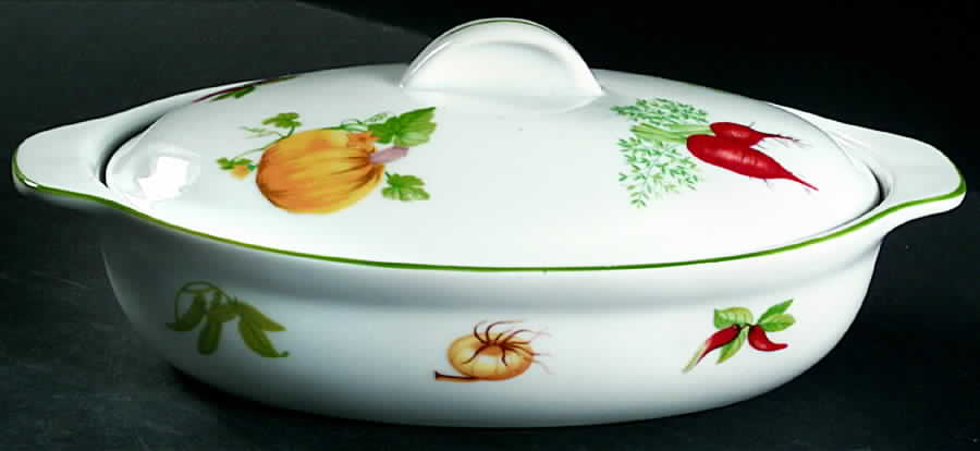 Vegetable Garden 1 Pint Oval Covered Casserole by Sadek-1