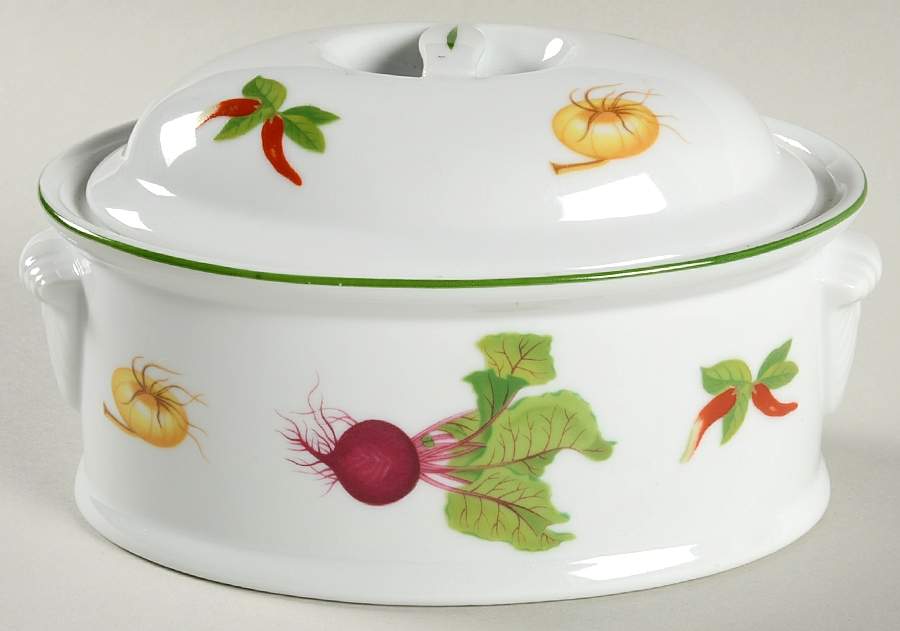 Vegetable Garden 1 Pint Oval Covered Casserole by Sadek-1