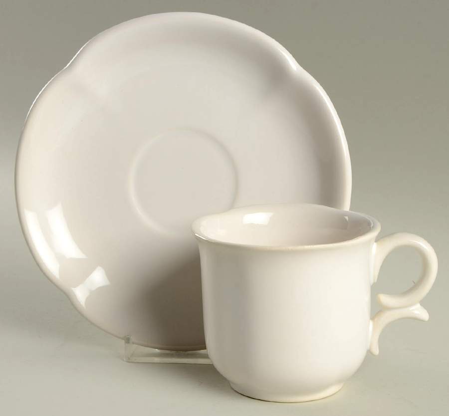 Country White Flat Cup & Saucer Set by Savoir Vivre-1