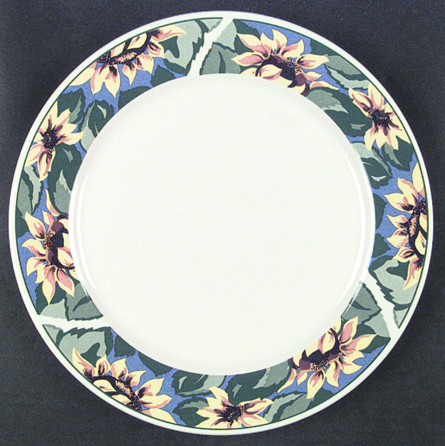 Caroline Dinner Plate by Sakura-1