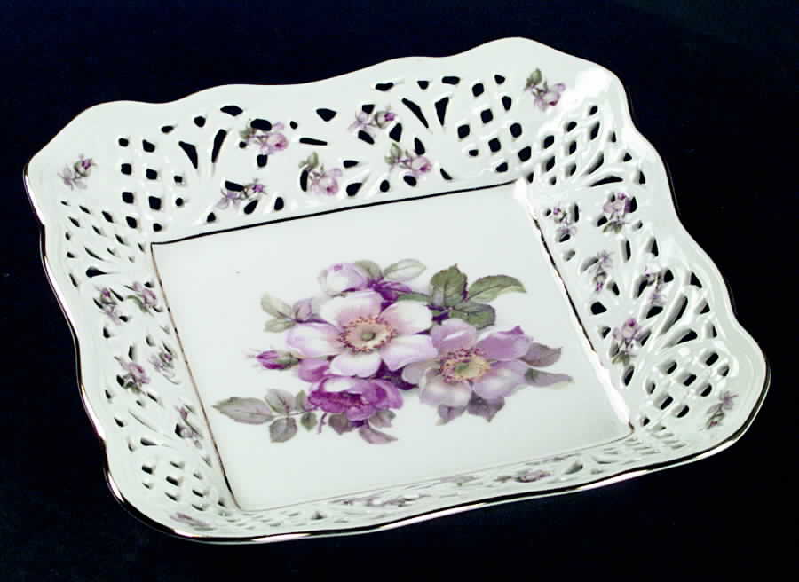 Rosedale (Pierced) 7'' Pierced Square Bowl by Schumann - Bavaria-1