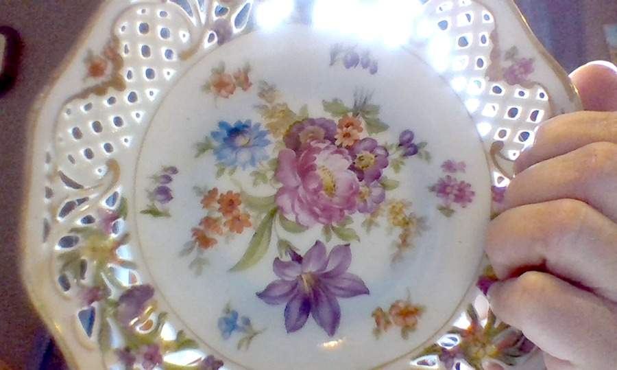 Dresden Line-Bouquet (Pierced) 7" Bon Bon by Schumann - Bavaria-1
