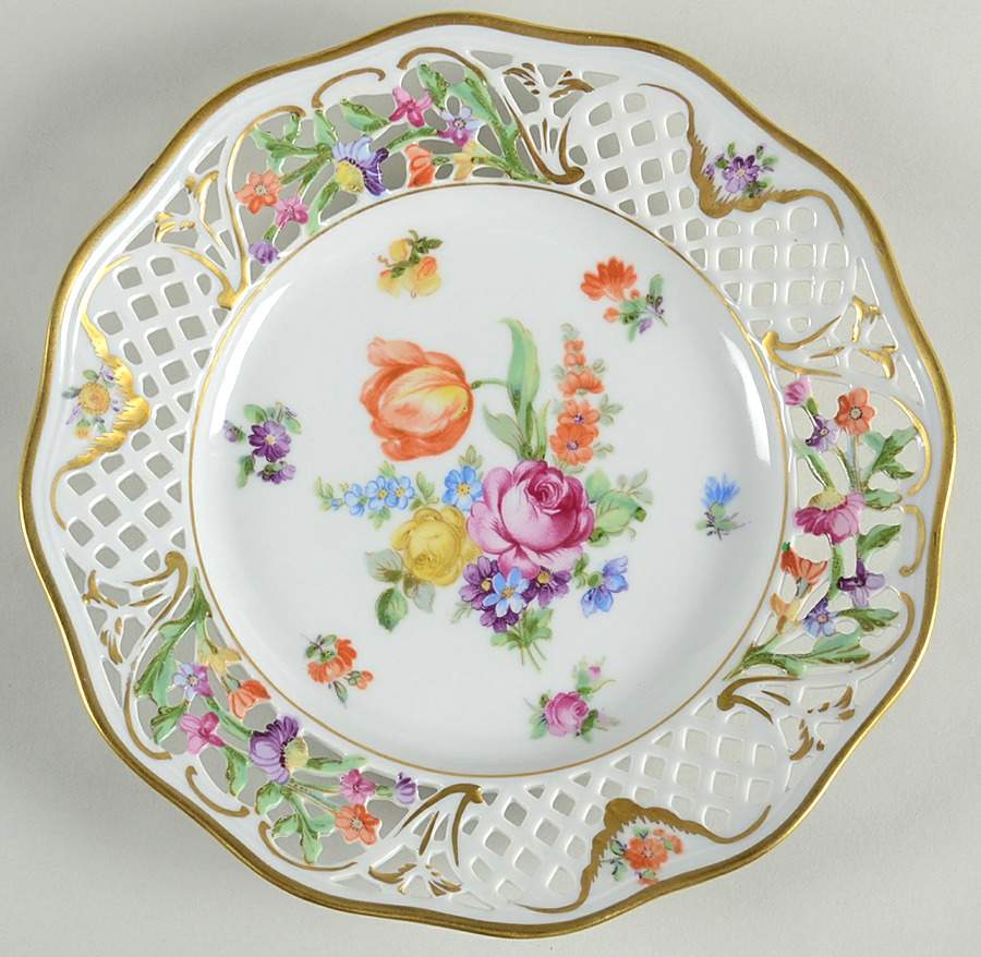 Dresden Line-Bouquet (Pierced) Dessert/Pie Plate by Schumann - Bavaria-1