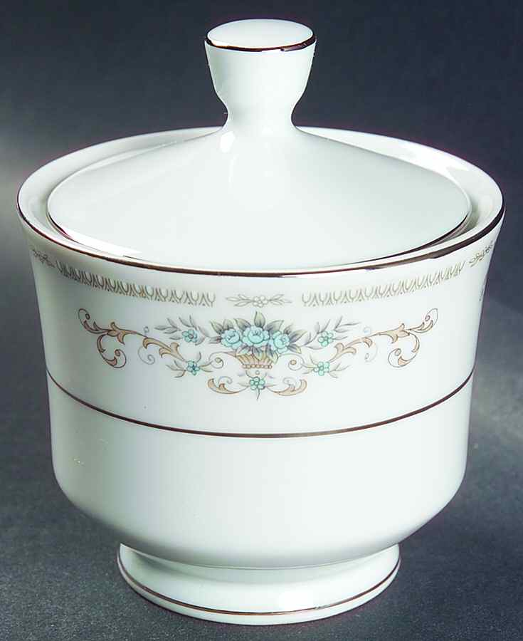 Diane Sugar Bowl & Lid by Sone-1