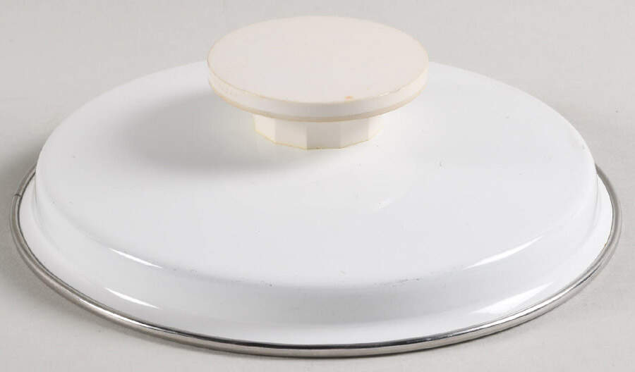 Fresh Mint (Made In Japan) Lid for 1 Quart Metal Covered Saucepan by Studio Nova-1