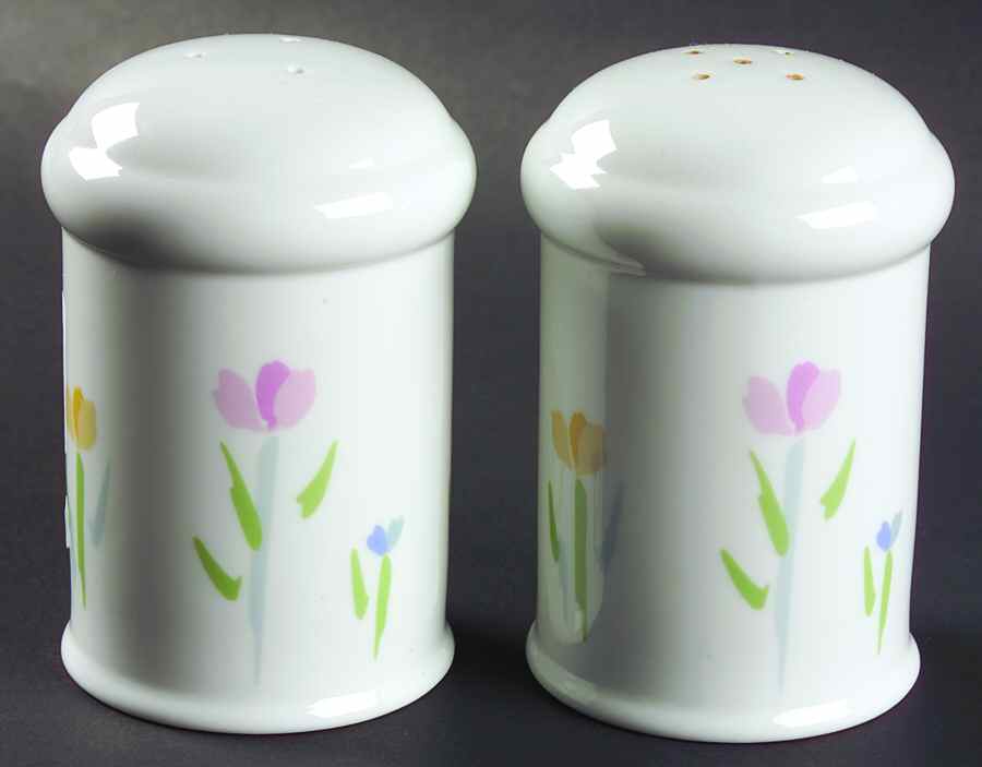 Fresh Mint (Made In Japan) Oversized Salt & Pepper Set by Studio Nova-1