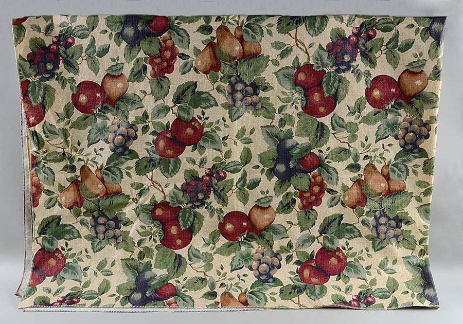 Sonoma (Tan Body, Rim Shape) 52" X 70" Flannel Vinyl Rectangular Tablecloth by Sakura-1