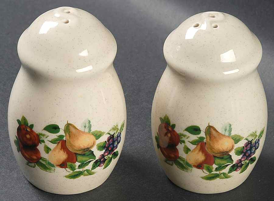 Sonoma (Tan Body, Rim Shape) Salt & Pepper Set by Sakura-1