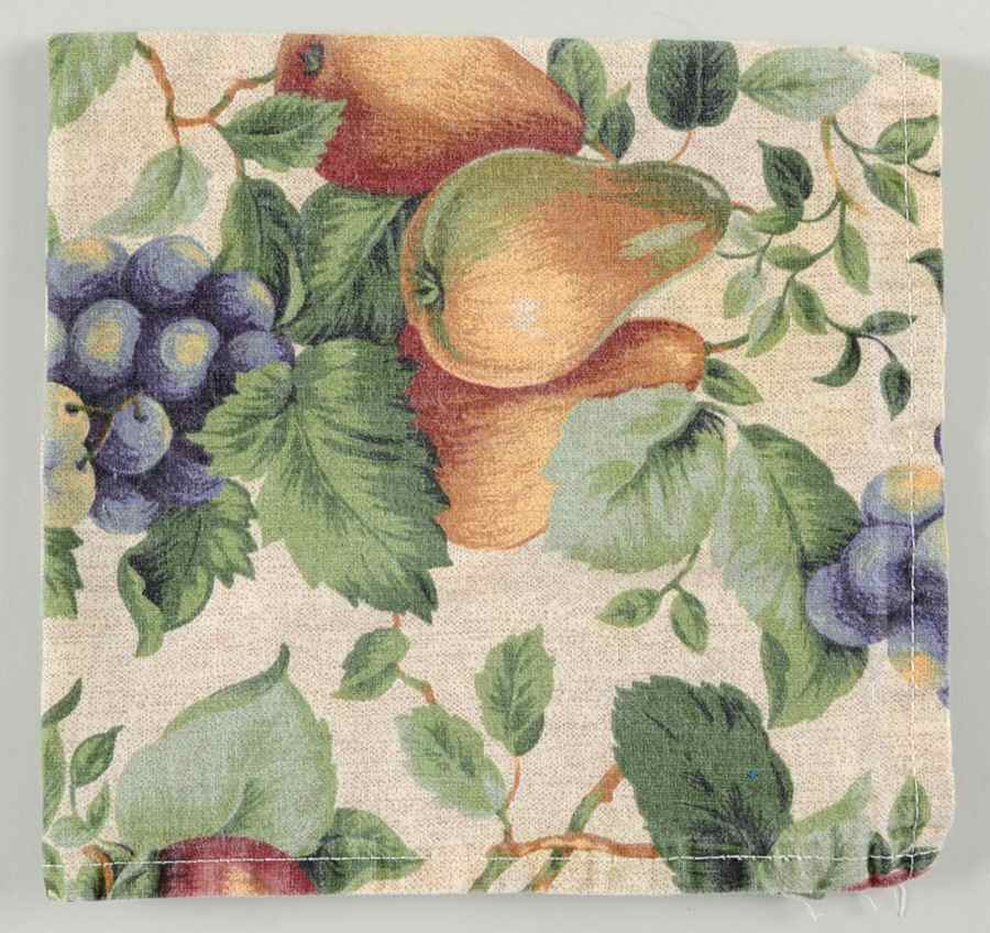 Sonoma (Tan Body, Rim Shape) Cloth Napkin by Sakura-1