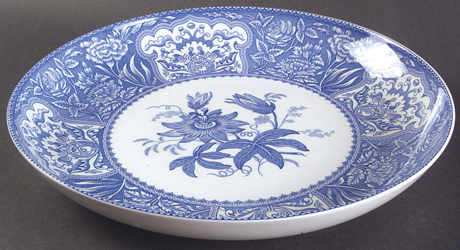 Georgian Collection 11" Pasta Serving Bowl by Spode-1