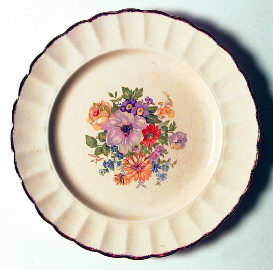 Dubarry Dinner Plate by Sebring Pottery-1