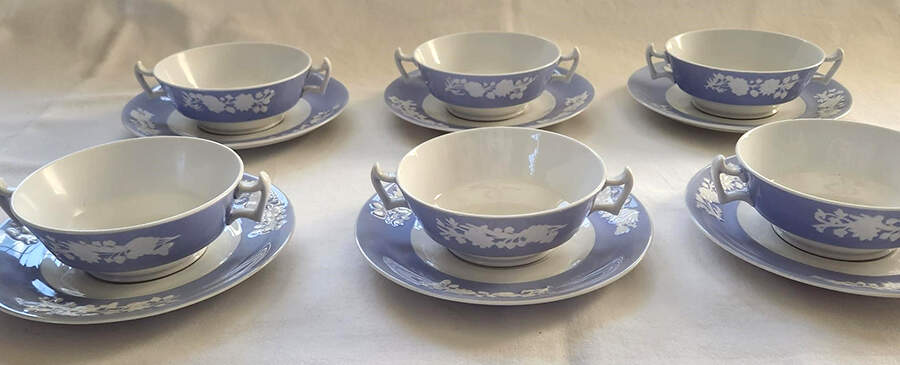 R9883 Footed Cream Soup Bowl & Saucer Set by Spode-1