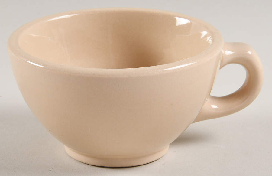 Incaware Undecroated (Also a Line) Flat Cup by Shenango-1