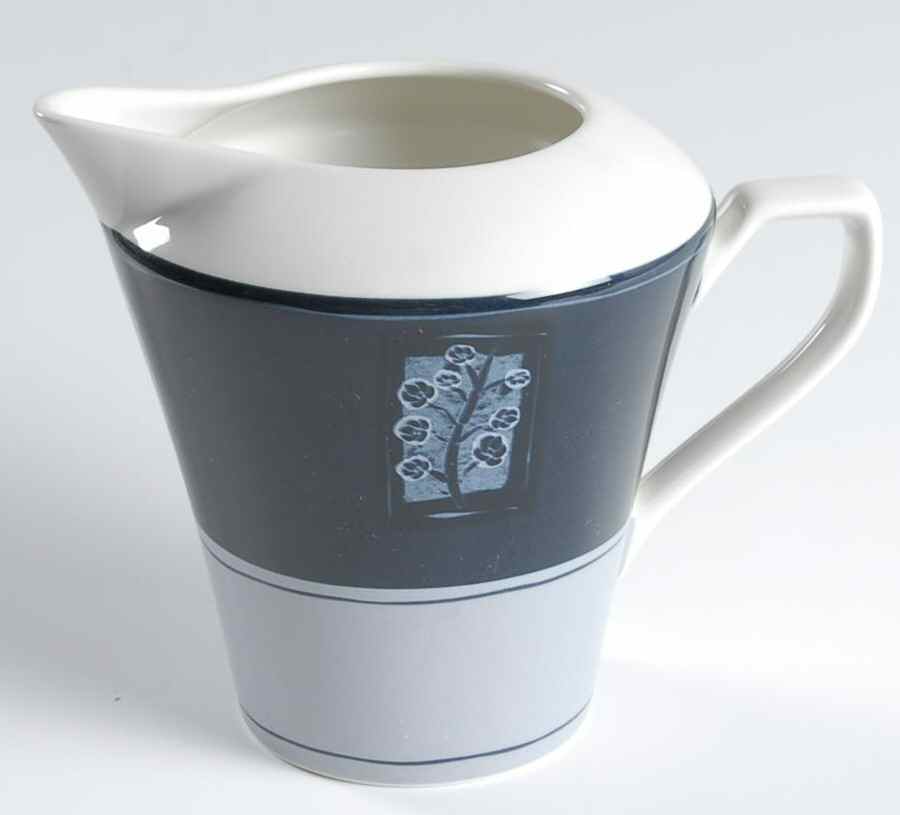 Indigo Creamer by Sasaki-1