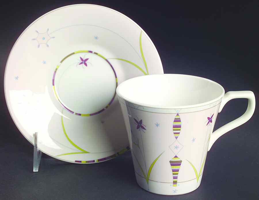Absinthe Flat Cup & Saucer Set by Sasaki-1