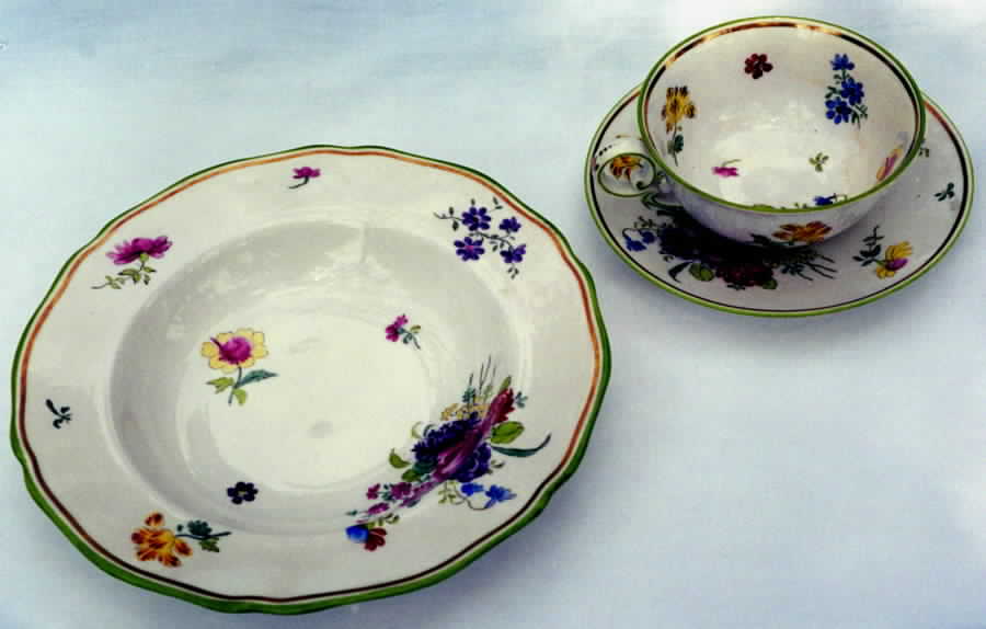 R2951 Rim Soup Bowl by Spode-1