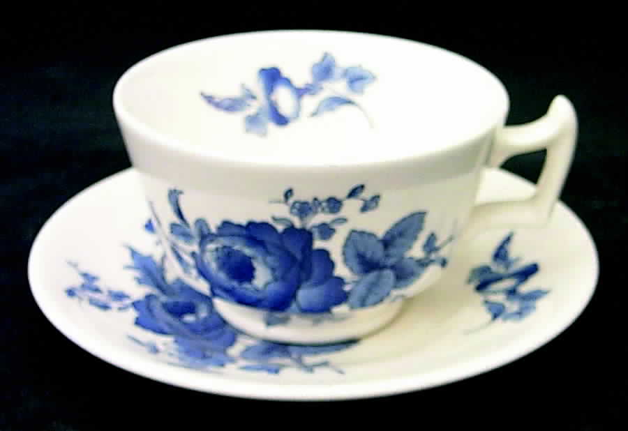 SP211 Footed Cup & Saucer Set by Spode-1